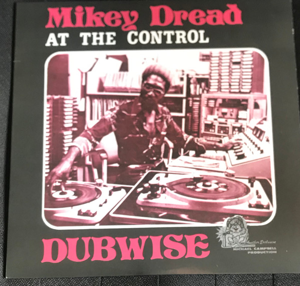 Pochette indicative de l’album Mikey Dread — Dread At The Control Dubwise